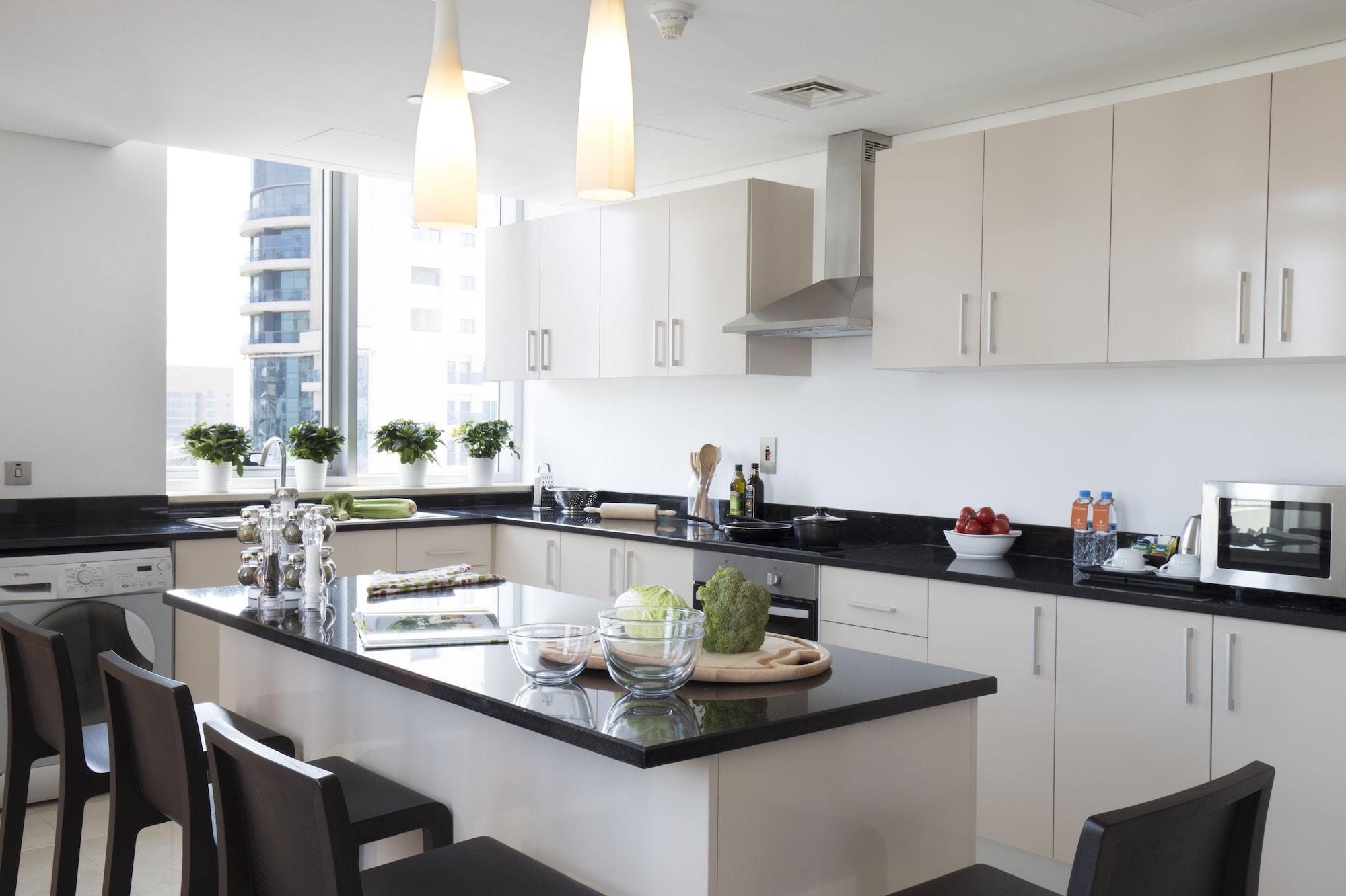 La Verda Suites And Villas Dubai Marina Exterior foto A modern kitchen