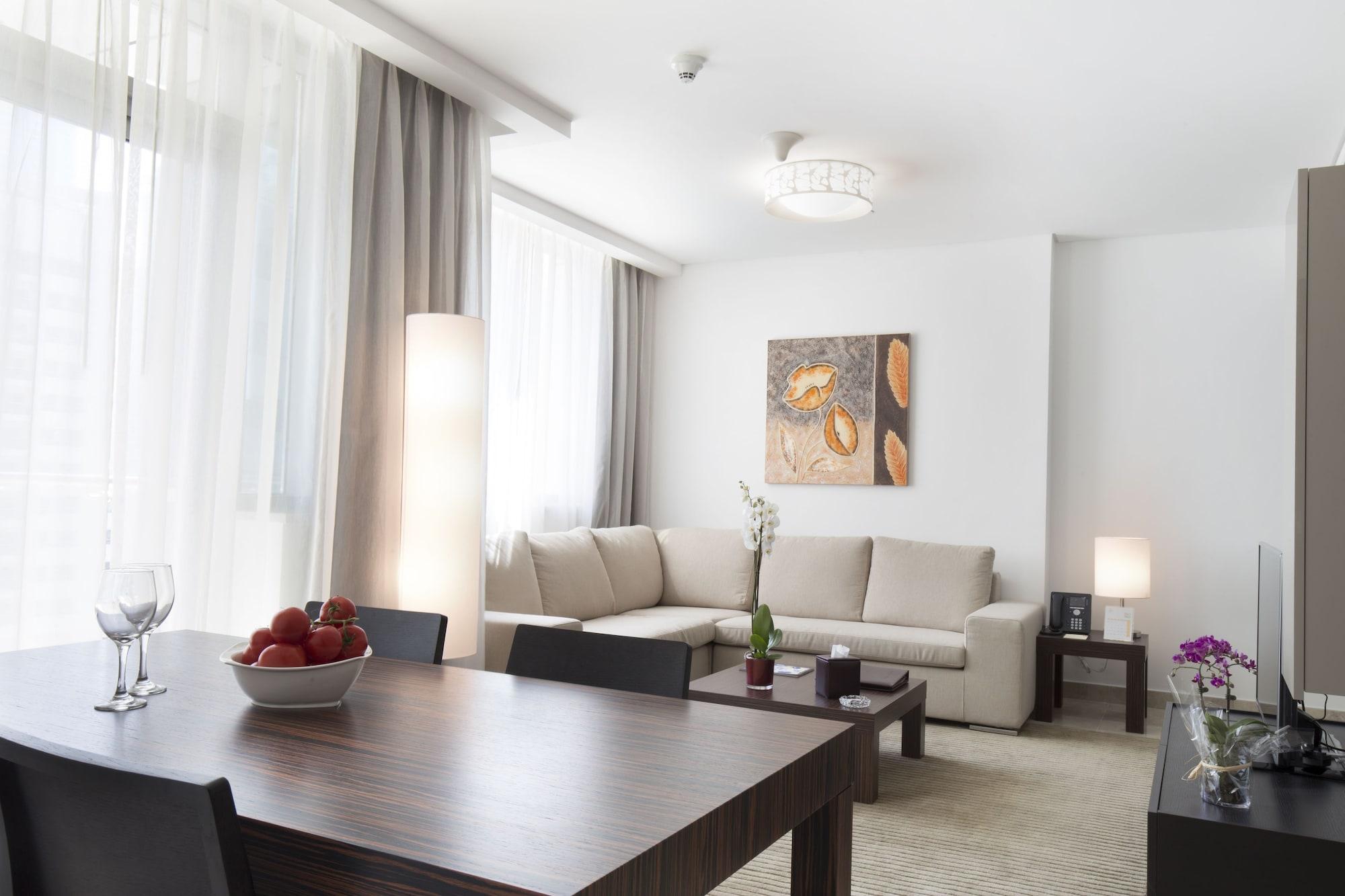 La Verda Suites And Villas Dubai Marina Exterior foto A living room